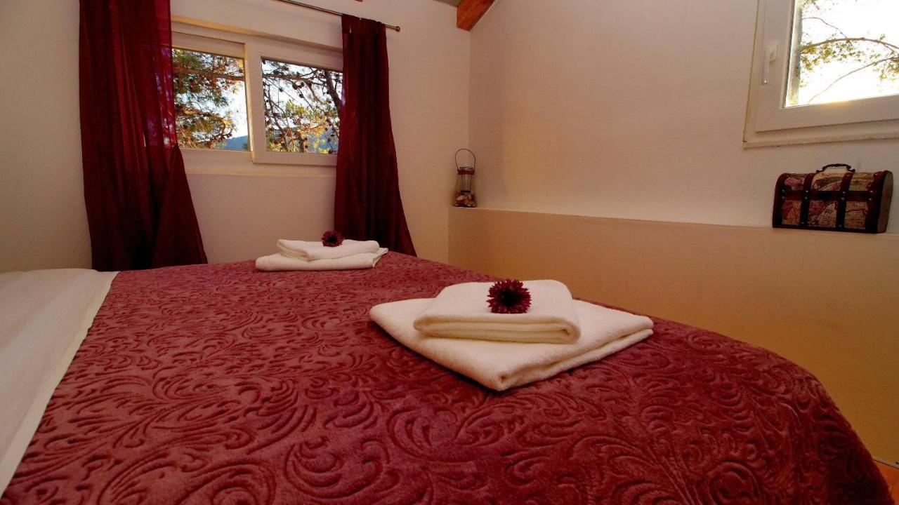 Holiday Home Bili Zal Vela Luka Bagian luar foto