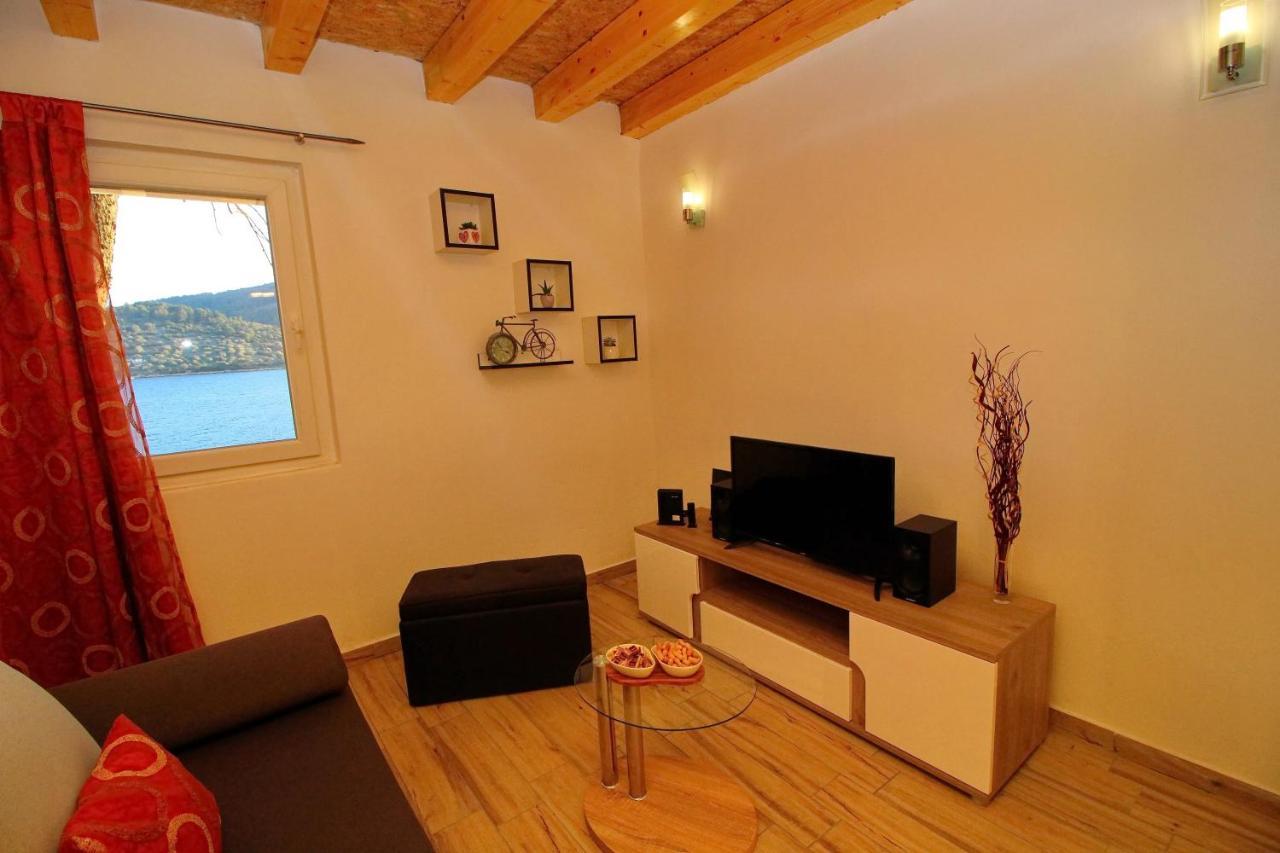Holiday Home Bili Zal Vela Luka Ruang foto