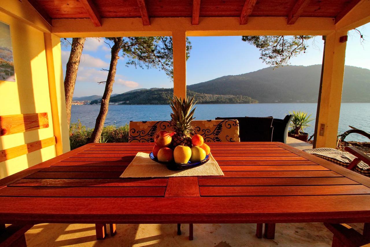 Holiday Home Bili Zal Vela Luka Bagian luar foto